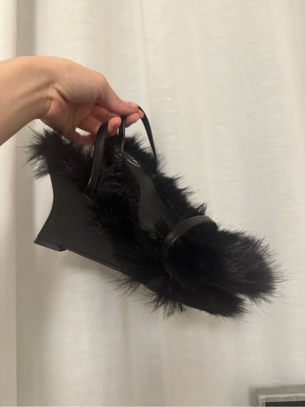 Scoop NYC Black Faux-Fur Wedge Sandals
